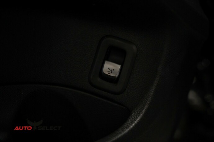 mercedes-benz-c-klasse-bensin-2014-big-24