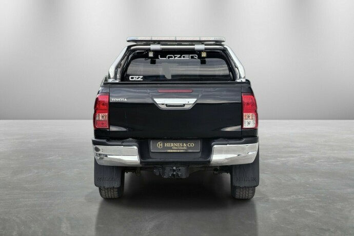 toyota-hilux-diesel-2020-big-7