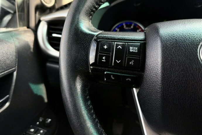 toyota-hilux-diesel-2020-big-15