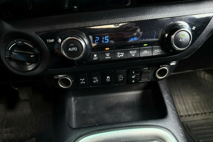 toyota-hilux-diesel-2020-big-23