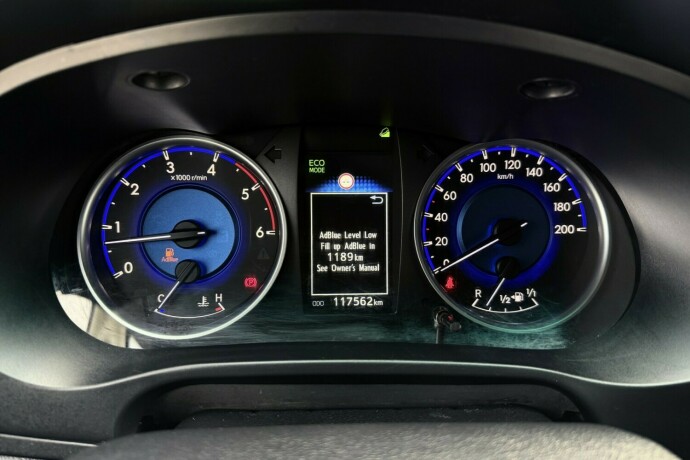 toyota-hilux-diesel-2020-big-17