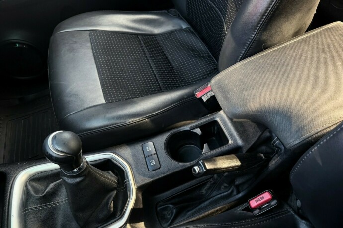 toyota-hilux-diesel-2020-big-24