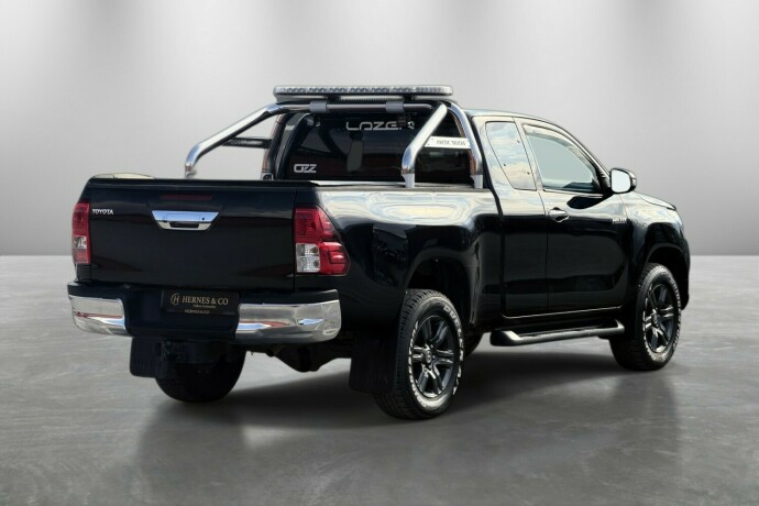 toyota-hilux-diesel-2020-big-5