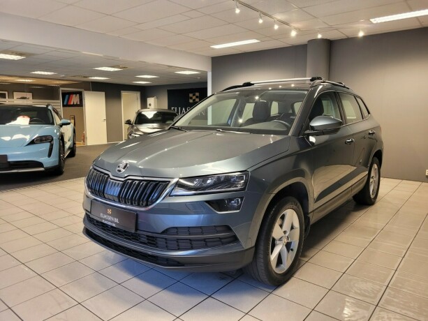 skoda-karoq-diesel-2018-big-8