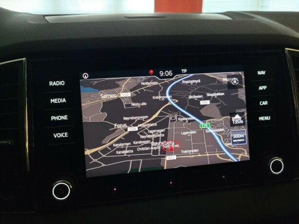 skoda-karoq-diesel-2018-big-28