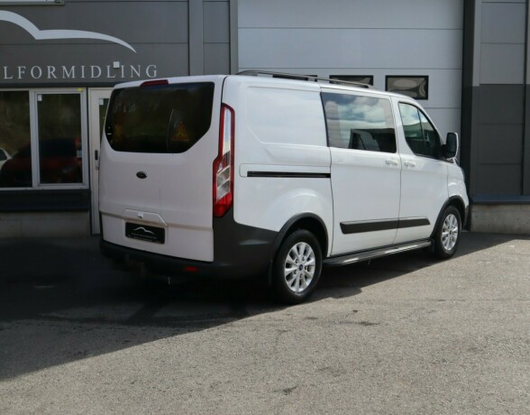 ford-transit-custom-diesel-2021-big-1