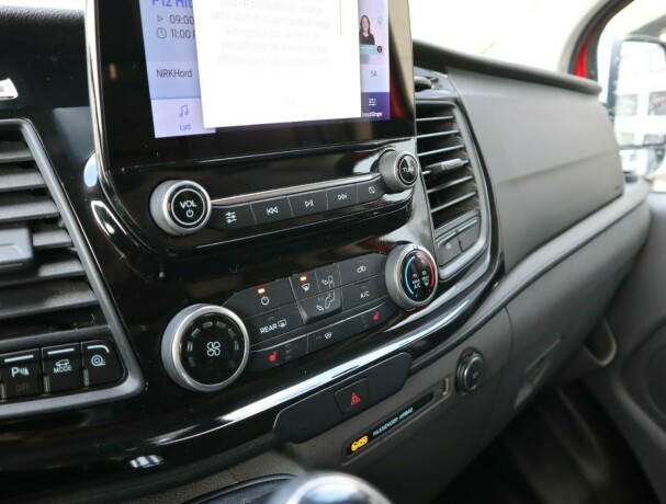 ford-transit-custom-diesel-2021-big-12