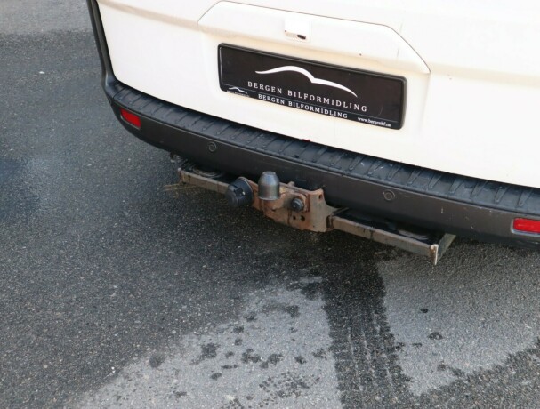 ford-transit-custom-diesel-2021-big-16