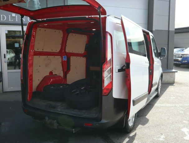 ford-transit-custom-diesel-2021-big-14