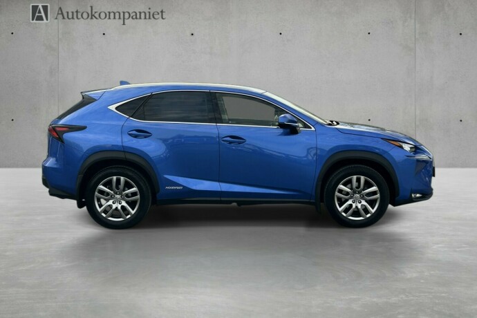 lexus-nx-300h-elektrisitetbensin-2017-big-3