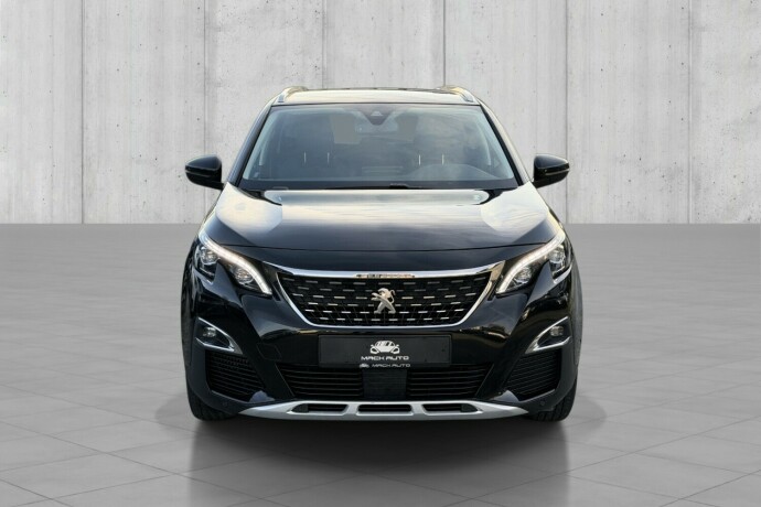 peugeot-5008-bensin-2019-big-1