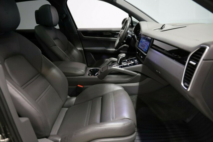 porsche-cayenne-elektrisitetbensin-2020-big-8