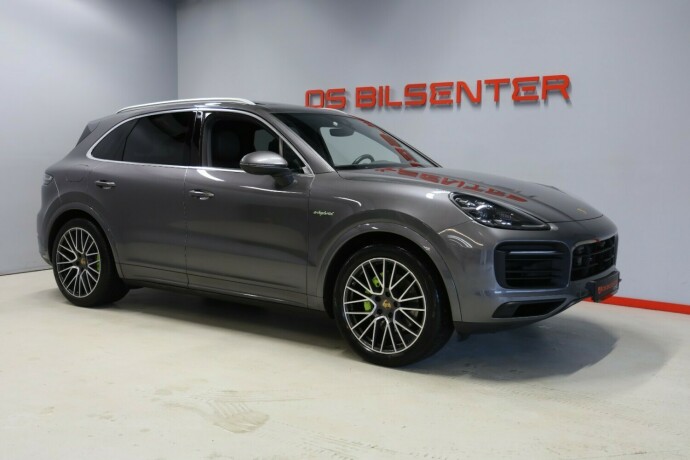 porsche-cayenne-elektrisitetbensin-2020-big-1