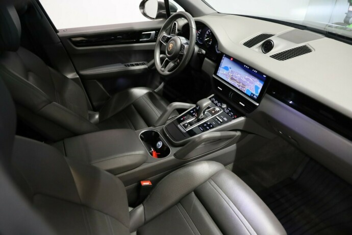 porsche-cayenne-elektrisitetbensin-2020-big-7