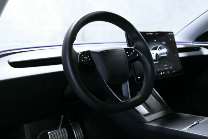 tesla-model-3-elektrisitet-2024-big-18