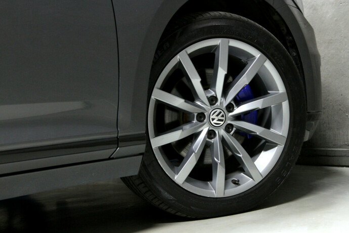 volkswagen-passat-plug-in-petrol-2017-big-37