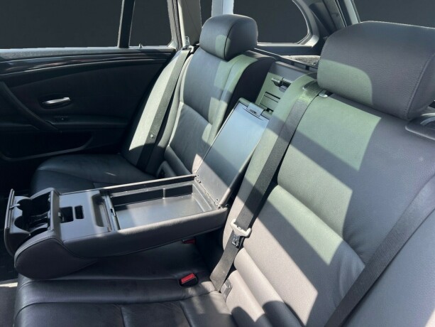 bmw-5-serie-diesel-2007-big-11