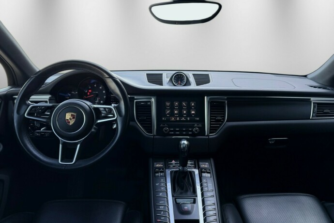 porsche-macan-bensin-2017-big-23