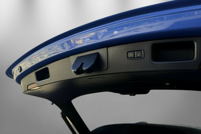 porsche-macan-bensin-2017-big-13