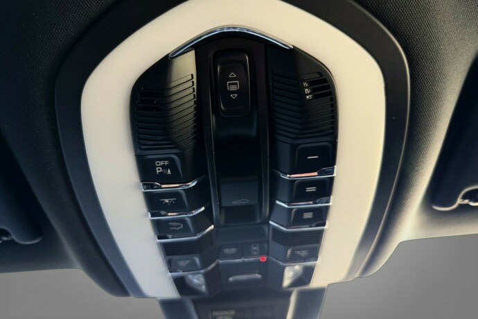 porsche-macan-bensin-2017-big-17