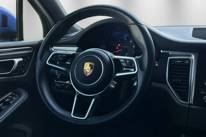 porsche-macan-bensin-2017-big-25