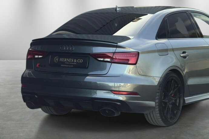 audi-rs3-bensin-2018-big-6