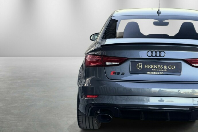audi-rs3-bensin-2018-big-7