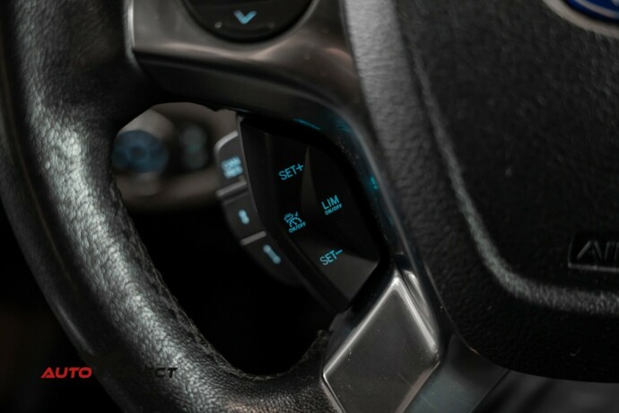 ford-transit-connect-diesel-2019-big-25