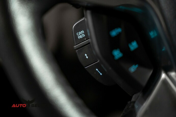 ford-transit-connect-diesel-2019-big-24