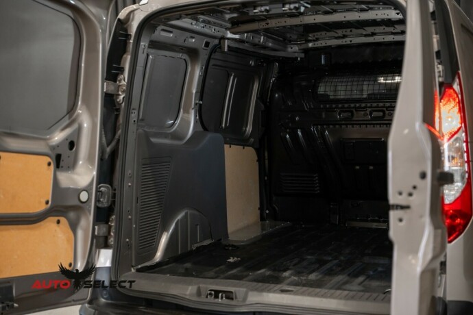 ford-transit-connect-diesel-2019-big-10