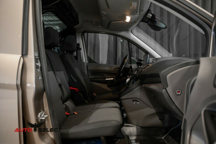 ford-transit-connect-diesel-2019-big-16