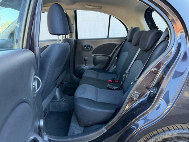 nissan-micra-bensin-2011-big-6