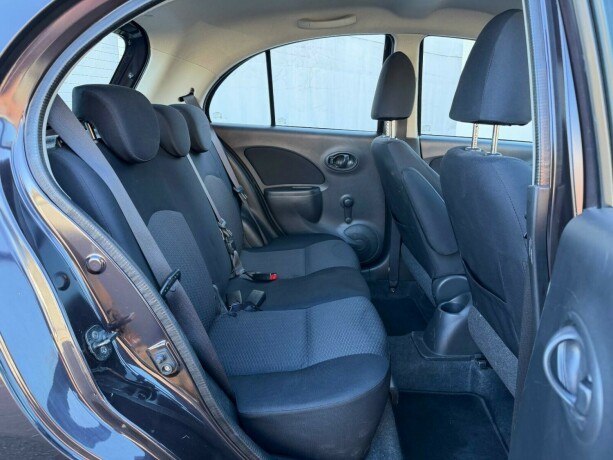 nissan-micra-bensin-2011-big-8