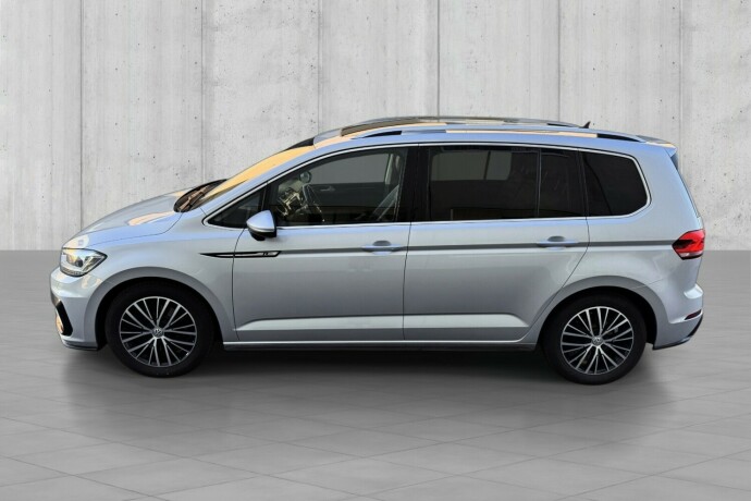 volkswagen-touran-bensin-2018-big-2