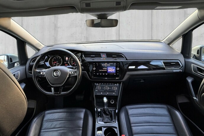 volkswagen-touran-bensin-2018-big-11