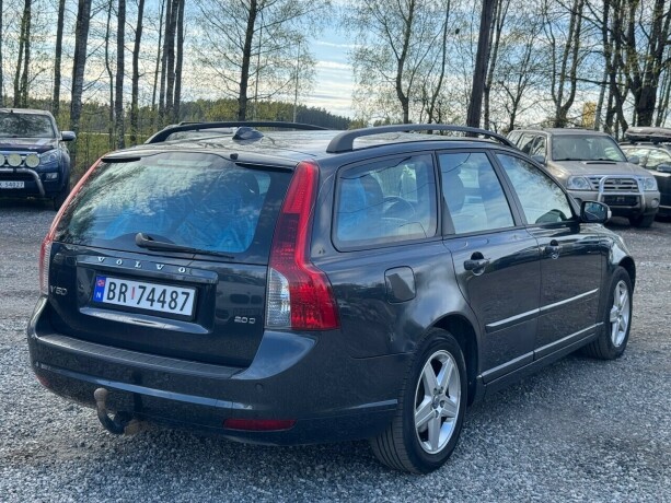 volvo-v50-diesel-2008-big-6