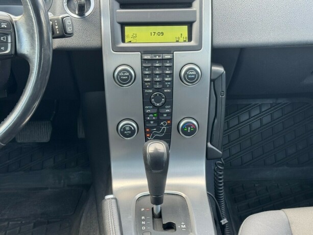 volvo-v50-diesel-2008-big-16