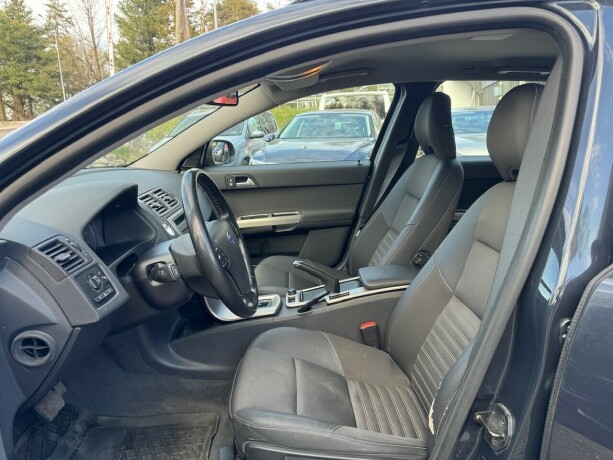 volvo-v50-diesel-2008-big-8