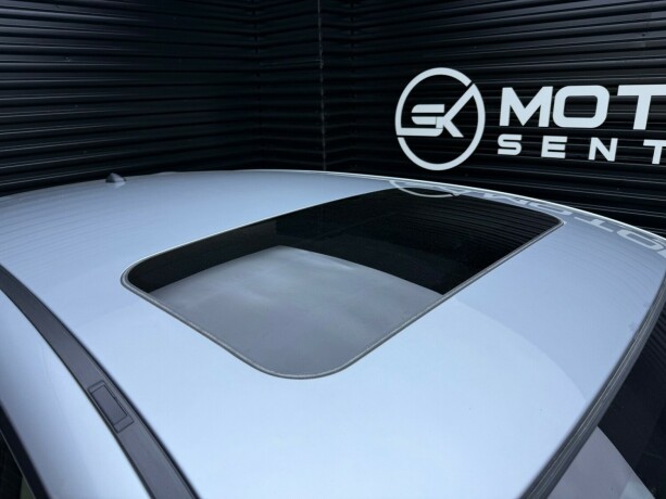 subaru-xv-bensin-2012-big-6