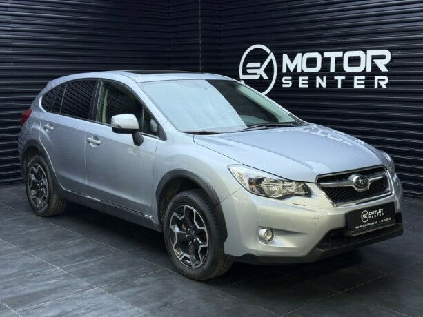 subaru-xv-bensin-2012-big-0