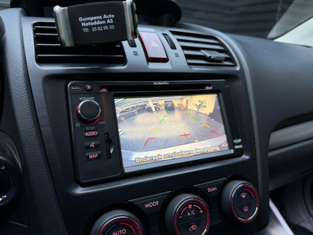 subaru-xv-bensin-2012-big-19