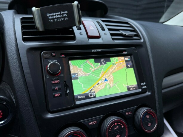 subaru-xv-bensin-2012-big-18