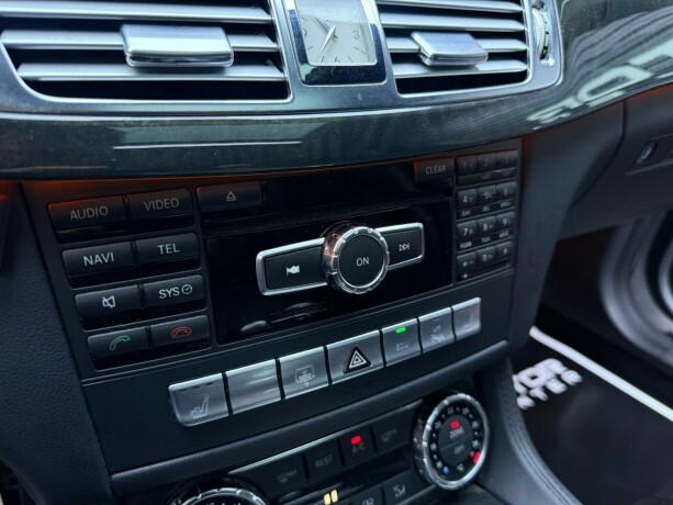 mercedes-benz-cls-bensin-2012-big-22