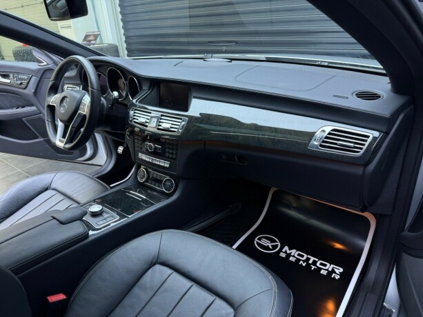 mercedes-benz-cls-bensin-2012-big-13