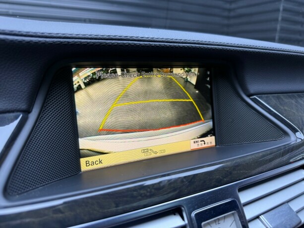 mercedes-benz-cls-bensin-2012-big-20