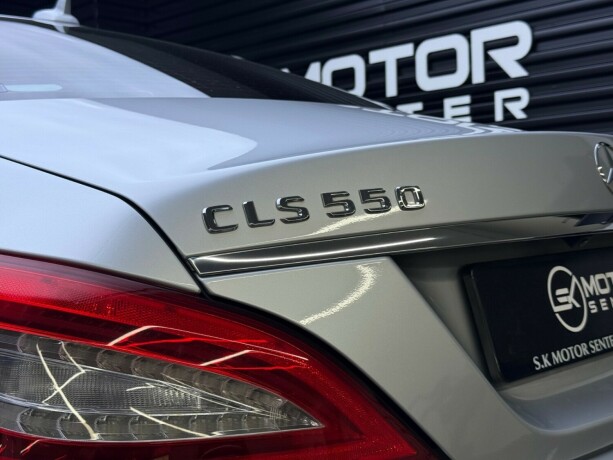 mercedes-benz-cls-bensin-2012-big-8