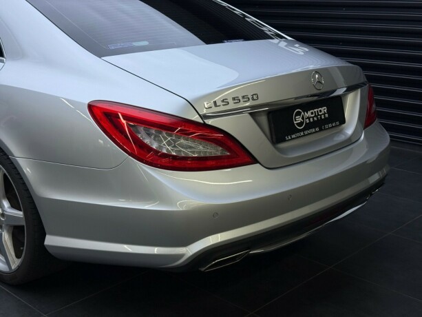 mercedes-benz-cls-bensin-2012-big-6