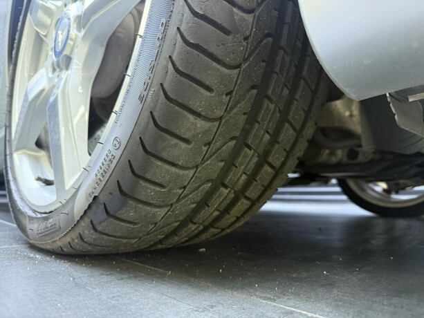 mercedes-benz-cls-bensin-2012-big-10