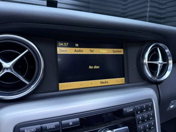 mercedes-benz-slk-bensin-2012-big-20