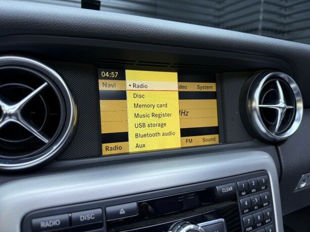 mercedes-benz-slk-bensin-2012-big-21